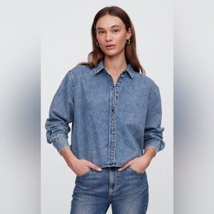 Gap Oversized Cropped Denim Studded Jacket